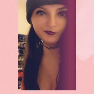 Meet your Posher, Alexis